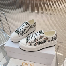 Christian Dior Flat Shoes